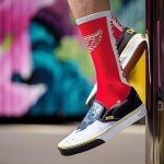 For Bare Feet NHL DETROIT RED WINGS MVP Crew Sock Team Color Large