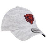 New Era Men's White Chicago Bears Gameday Graded 39THIRTY Flex Hat