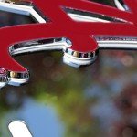 FANMATS 27557 MLB - Kansas City Royals 3D Stainless Steel Diecast License Plate