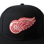 AMERICAN NEEDLE Detroit Red Wings Archive 400 Adjustable Snapback Baseball Hat (21006A-DRW-BLK)