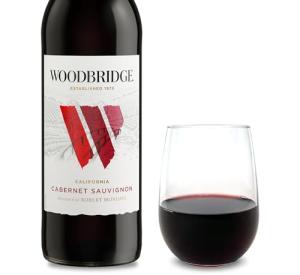 Woodbridge Cabernet Sauvignon 750 mL Red Wine