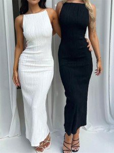 Chic Sleeveless Summer Dress with Back Split