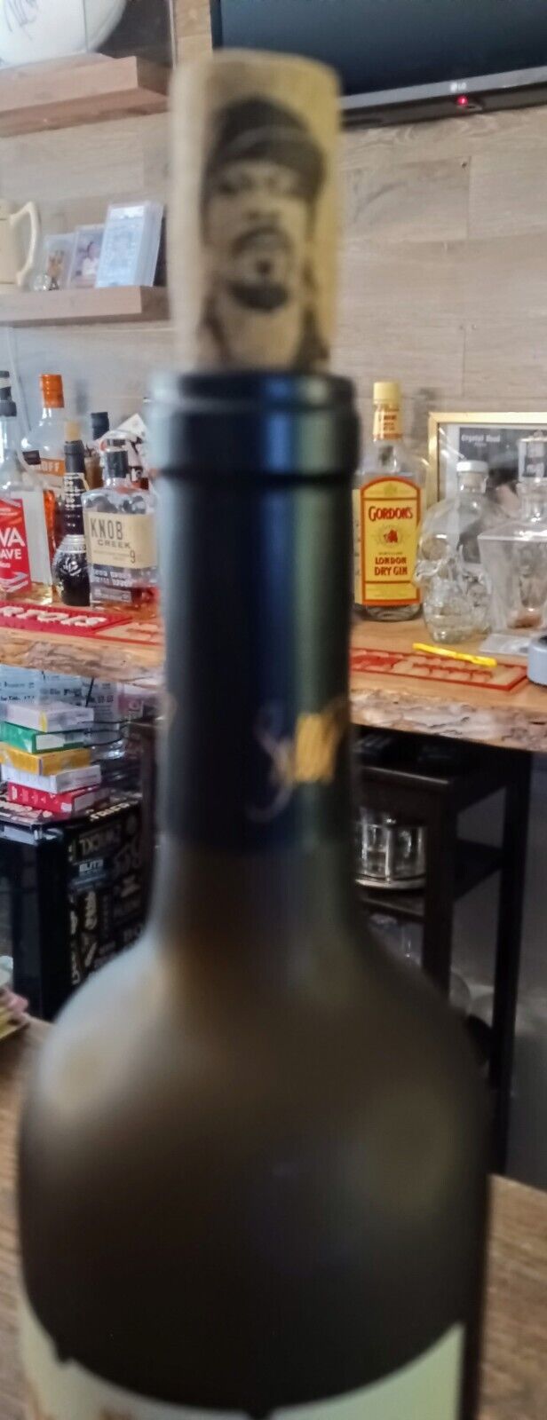 Snoop Cali Red Wine Bottle Bong Lamp