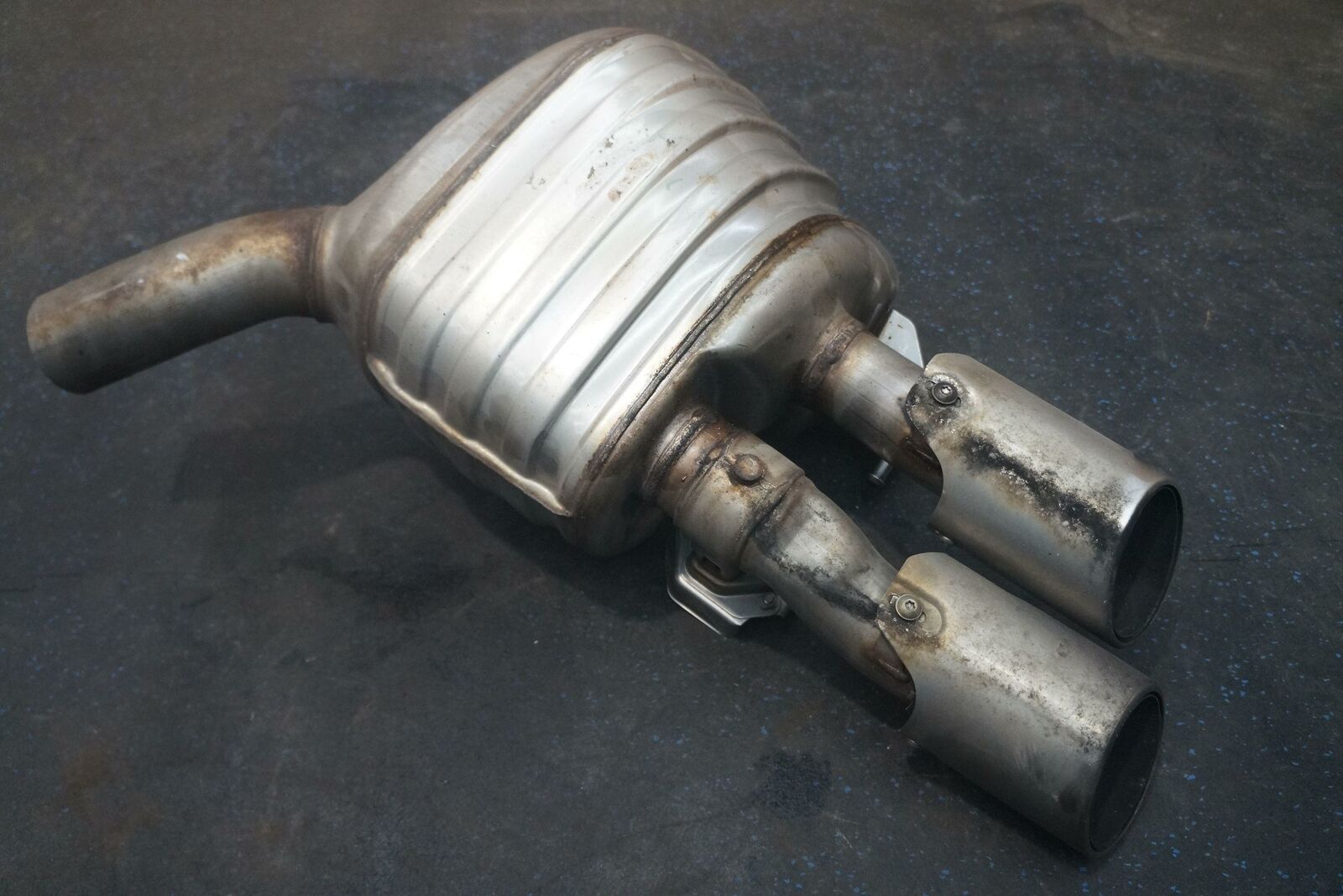 Porsche Panamera Rear Left Exhaust Muffler Silencer
