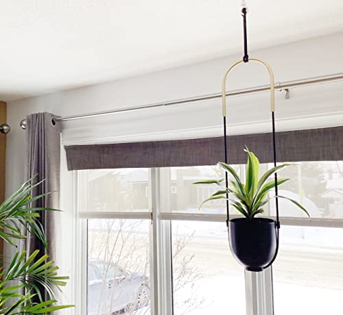 Minimalist Adjustable Wall-Mounted Planter Pot