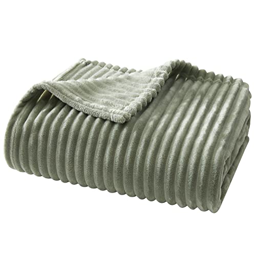 Sage Green Minimalist Throw Blanket, 50x60 inches
