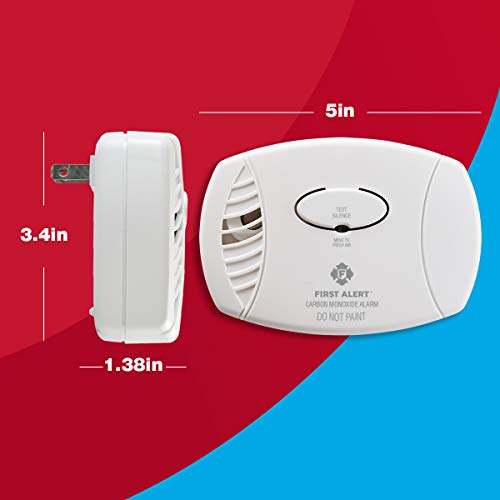 First Alert Plug-In Carbon Monoxide Detector w/ Backup