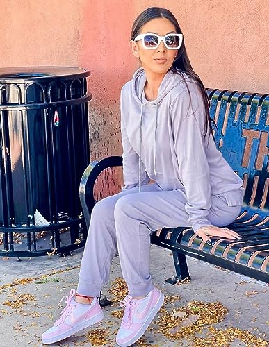 ZHENWEI Sweatsuits for Women Set Jogger Set Two Piece Tracksuit Casual Lounge Suit Long Pants Workout Athletic Outfits Hoodie Sweatshirts Pullover with Kangaroo Pockets (Light Grey,Large)
