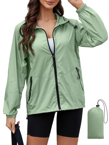 CRIPOM Rain Jacket For Travel Clothes Women Lightweight Waterproof Windbreaker Jacket For Women Outdoor Raincoat With Pockets Green L