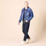 Men's Waffle Stitch Crewneck Sweater in Charcoal