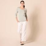 Amazon Essentials Women's Lightweight Long-Sleeve V-Neck Sweater