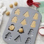 Wilton Non-Stick Christmas Cookie Pan, 12 Shapes