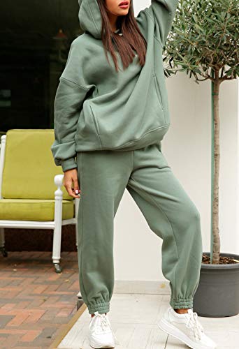 Fixmatti Women's Green Hoodie and Jogger Set