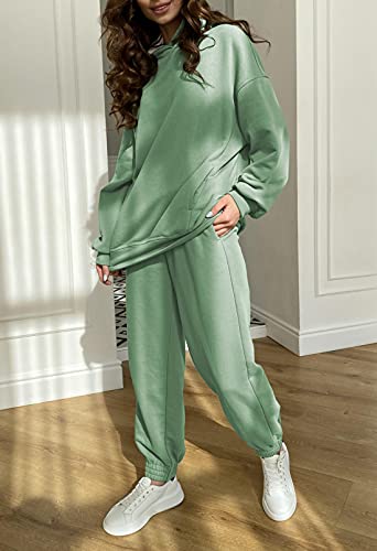 Fixmatti Women's Green Hoodie and Jogger Set