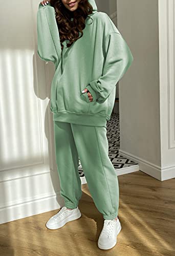 Fixmatti Women's Green Hoodie and Jogger Set