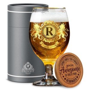 CROWNLY CRYSTAL® Personalised Gifts for Men Beer Glasses Mens Gifts for Dad Christmas Gifts for Him Grandad Birthday Gifts for Men Boyfriend Gifts for Brother Leaving Gifts for Men Pint Glass (R)