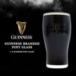 Guinness Gifts for Men, Beer Gift Set - Official Guinness 500ml and Pint Glass, Chocolate & Fudge Hampers & Gourmet Gifts - Alcohol Gift Sets for Men, Gifts for Him, Dad Birthday Gifts, Christmas