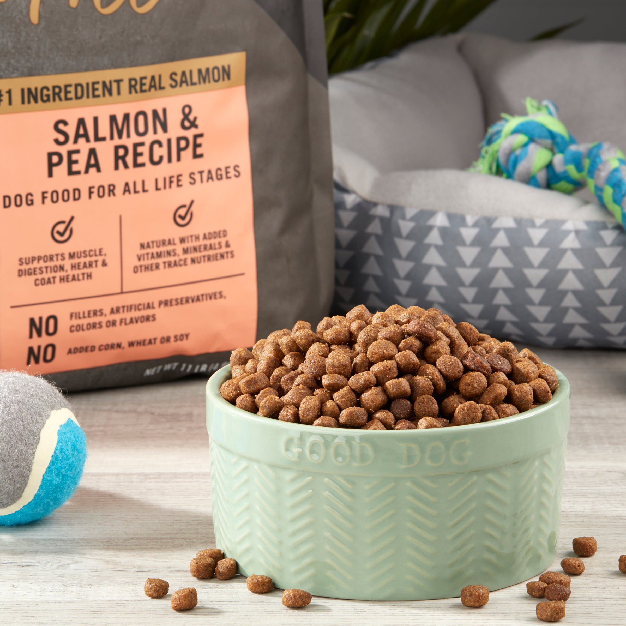 Wild & Free Salmon & Pea Dog Food