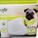 Automatic Dog Ball Launcher with 6 Latex Balls