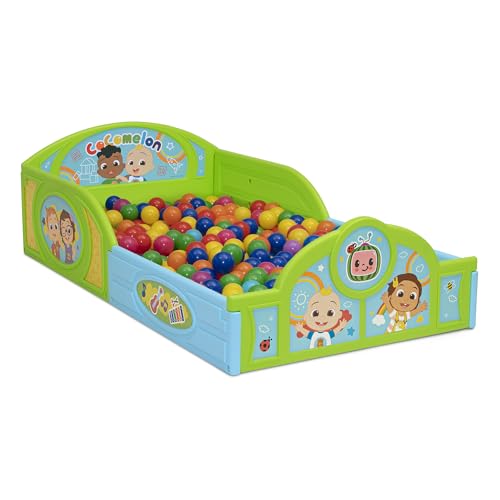 CoComelon 4-Piece Toddler Room Set in Green