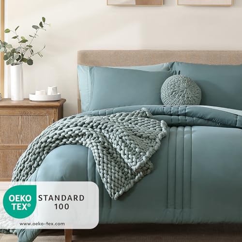 7-Piece Dark Green Queen Comforter Set