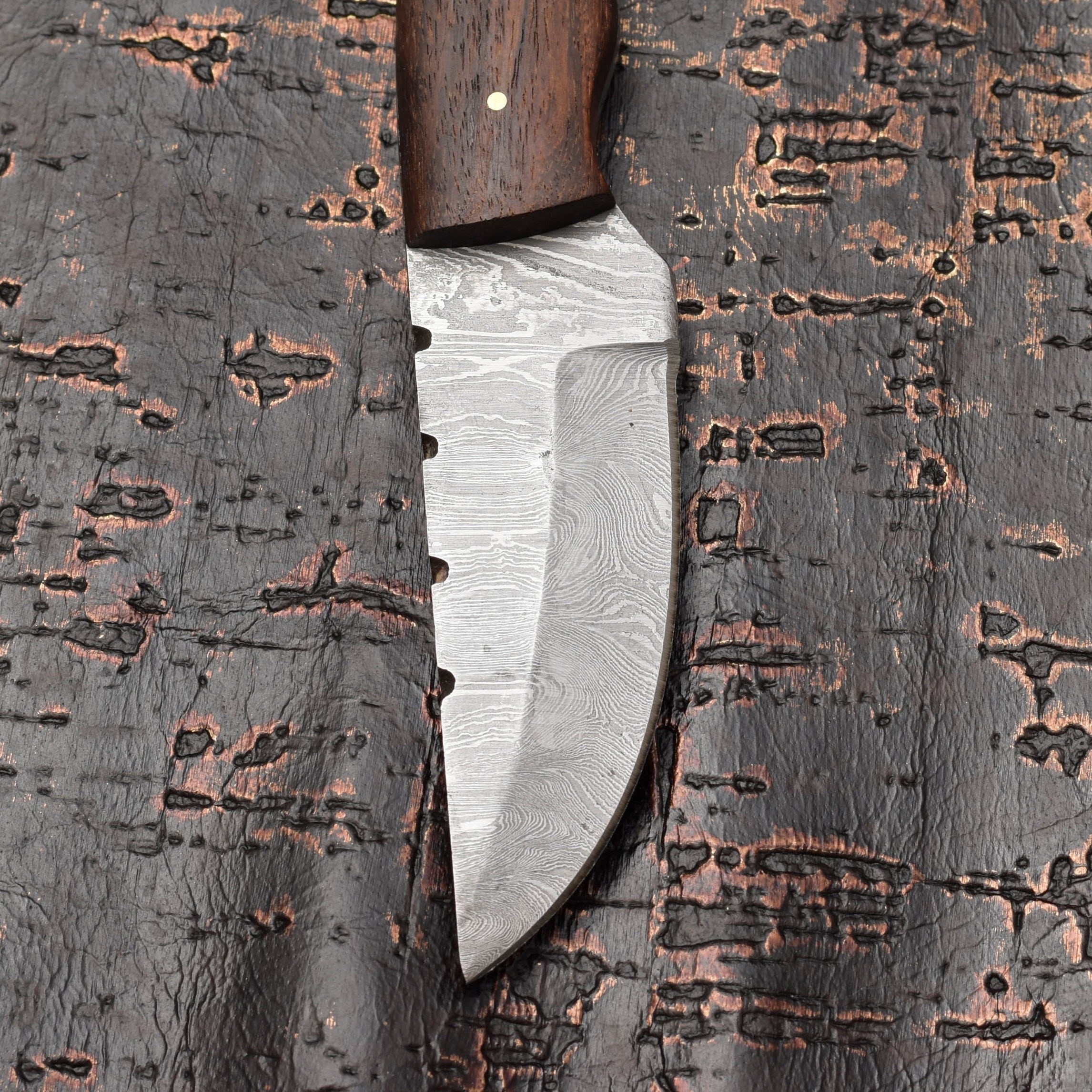 Handmade Damascus Survival Knife: Tactical Prepper Tool