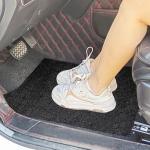 RUENXG 20PCS Black Disposable Car Floor Mats 19.6x15.7 Inch Heavy-Duty Automotive Floor Protectors for Car Wash & Detailing - Non-Slip Vehicle Interior Protector Fits SUV/Truck