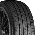 Pirelli Scorpion Verde All-Season 275/40R22 Tire