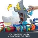 Hot Wheels City Ultra Shark Car Wash Track Set