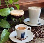 Lavazza Espresso Italiano Whole Bean Coffee Blend, Medium Roast,Premium Quality Arabic, 2.2 Pound (Pack of 2) (Packaging may vary)