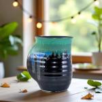 oojdzoo Hand Warmer Mug for Christmas - 16 Ounce Large Handwarmer Mugs Ceramic Handmade Pottery Gift for Holiday with Pocket Handle, Keep Your Fingers Warmth (Right Handed,Forest Green/Black)