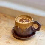 Alikexin 10oz Vintage Retro Handmade Ceramic Cappuccino Cup with Saucer –Small Rustic Stoneware tea cup and saucer, Lead-Free Latte Art Mug,Handmade mug with saucer set, Microwave safe, Brown