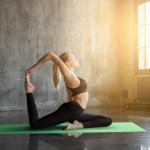 Fitvids All-Purpose 1/4-Inch High Density Anti-Tear Exercise Yoga Mat with Carrying Strap, Green