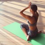 Fitvids All-Purpose 1/4-Inch High Density Anti-Tear Exercise Yoga Mat with Carrying Strap, Green