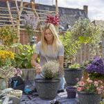 Nooulap 4 Pack 8 Inch Flower Pots for Outdoor Indoor, Plastic Plant Pots with Drainage Hole & Saucer, Lightweight Small Resin Flower Pot, Imitation Magnolia Pots for Garden House planters（Gray）