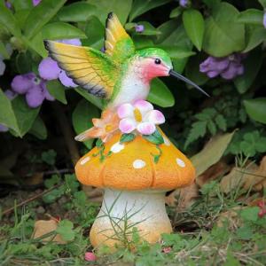 Smadeer Hummingbird Stand on Mushroom for Garden Decorations,Hummingbird Statue for Outdoor Backyard Yard Porch Patio Lawn Outside Indoor Home Shelf Decor Accents,Bird Sculpture Figurine