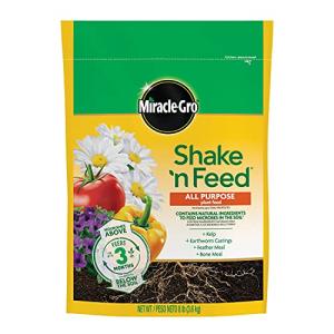 Miracle-Gro Shake 'N Feed All Purpose Plant Food - Outdoor and Indoor Plant Food for In-Ground and Containers, Feeds for up to 3 Months, 8 lbs.