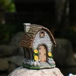 Zayton Solar Garden House Statues Outdoor with Light Yard Resin Decoration Gift Handmade Housewarming Gift for Patio Yard Lawn Waterproof Cracking