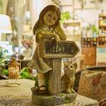 Floryden Girl Garden Statue with Solar LED Lights, Solar Girl Welcome Sign with Cat Garden Statue for Outdoor Decor, Porch, Patio, Yard Art Decorations, Polyresin 17.3 inch
