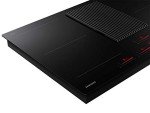 Samsung 83 cm Black Glass Induction Hob