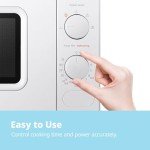 COMFEE' 700W 20L White Microwave Oven