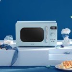 COMFEE' Retro 800W Microwave Oven - Mint Green