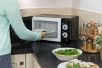 Russell Hobbs 17L Retro Manual Microwave - Black