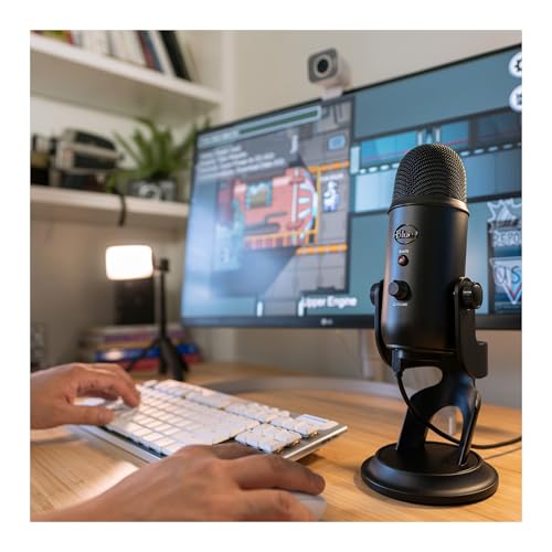 Yeti Blackout USB Microphone Bundle with Accessories