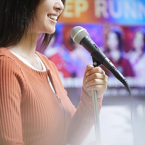 Dynamic Cardioid XLR Vocal Microphone by Amazon Basics