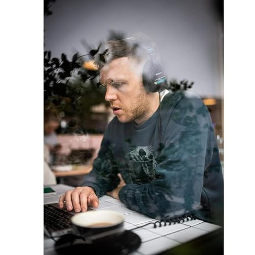 Sony MDR7506 Professional Headphones for Podcasters