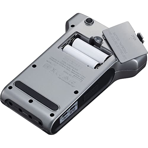 Zoom PodTrak P4 Portable Podcast Recorder with 3x Zoom ZDM-1 Podcast Microphone and Headphone Bundle, 4x AA Batteries, 32GB SD Card, USB-C to USB-C Cable and StreamEye Polishing Cloth