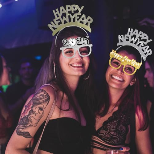 36-Piece New Year’s Eve Party Supplies Set