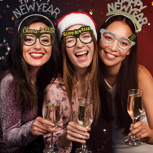 36-Piece New Year’s Eve Party Supplies Set