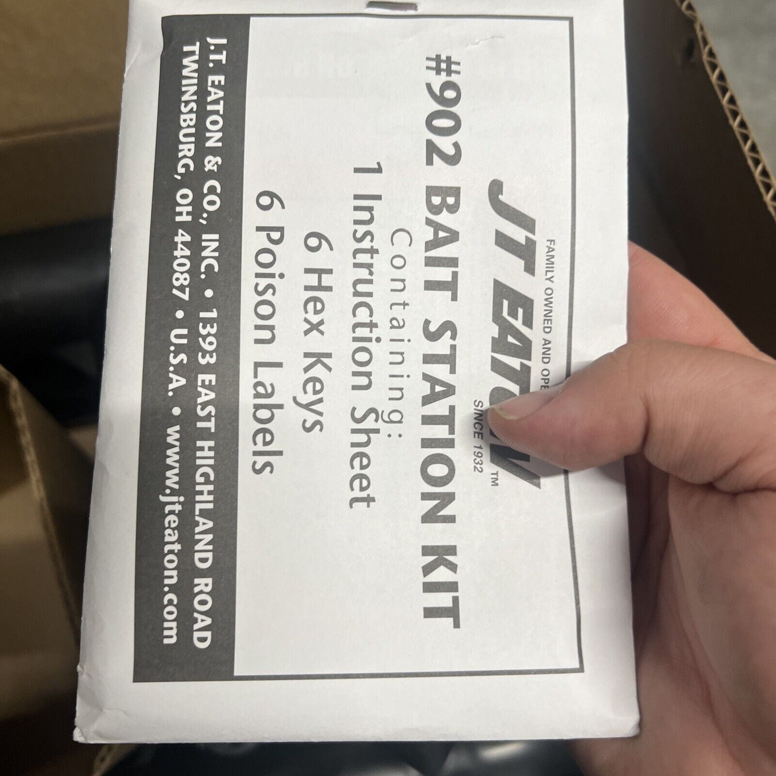 JT Eaton 902 Top Loader Rat Bait Station 6 Pack